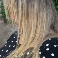 رنگ ولایت|خدمات آرایشگری و زیبایی|رشت, حومه رشت|دیوار