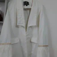 مانتو کرمی‌ درحدنو