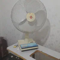 فروش دو دستگاه پنکه سقفی ویک دستگاه پنکه دستی