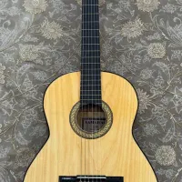 گیتار طرح یاماها c40