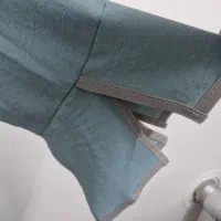 مانتو|لباس|قم, وادی السلام|دیوار