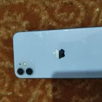 آیفون 11 نرمال