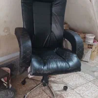 صندلی اداری گردان