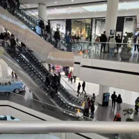 فروش-27-متر-تجاری-اطلس-مال-نیاوران