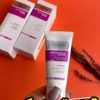 صورت خود را مثل آینه صاف و درخشان کنید