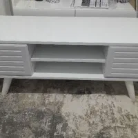 میز تیوی سفید
