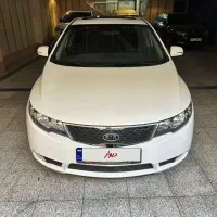 سراتو آپشنال مدل ۹۶ مونتاژ بدون رنگ‌ در حد خانگی