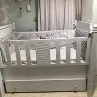 تخت و کمد کودک به همراه تشک|تخت و سرویس خواب|تهران, باشگاه نفت|دیوار