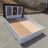 هر کدوم از تختهایی که در تصویر است ۴۵۰۰