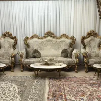 مبلمان سلطنتی به همراه میز های مرمر