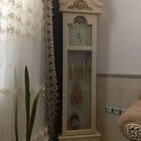 ساعت چوبی ایستاده