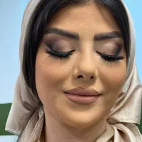 میکاپ ،شنیون ،رنگ ودکلره