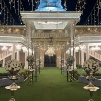 باغ تالار ملورین پالاس