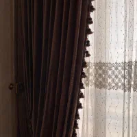 کنارپرد‌ه‌ها و پرده وسط سالم بدون ذره‌ای پارگی|پرده، رانر، رومیزی|کرج, شاهین‌ویلا|دیوار