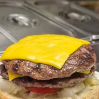 آشپز و کم‌کمک آشپز