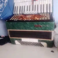 آکاردئون  روسی|پیانو، کیبورد، آکاردئون|تبریز, |دیوار