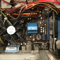 کیس کامپیوتر