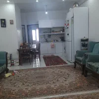 فروش۹۰متری ۲ خوابه طبقه ۱ در امیرکبیر پارکینگ دار|فروش آپارتمان|رشت, حمیدیان|دیوار