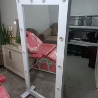 آینه ایستاده