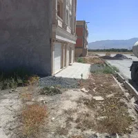 زمین مهاجران