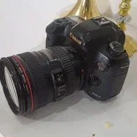 دوربین عکاسی و فلاش