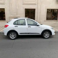کوییک آر با سقف مشکی و رینگ