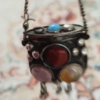 ۷نگین جنس نقره ۲تومن