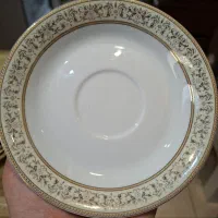 نعلبکی طلایی