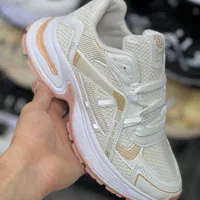 کفش فشیون ۱۹۹۳|کیف، کفش، کمربند|شهرکرد, |دیوار