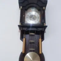 دوعدد ساعت دیواری سالم ومرتب