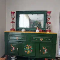 کنسول تمام نقاشی شده کار دست  بسیار براق و زیبا