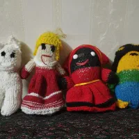 ۴عدد عروسک کار دست|اسباب‌‌بازی|فولادشهر, B5|دیوار