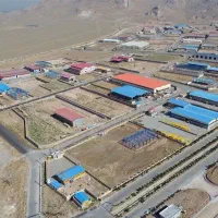 زمین صنعتی خیابان اصلی ایران غلتک 400 متر
