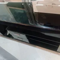 میز تلویزیون شیشه ای