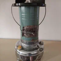 چراغ نفتی قدیمی