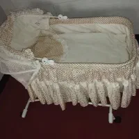 تخت نوزاد|تخت و صندلی بچه|بروجرد, |دیوار