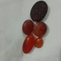 تعدادی سنگ اوپال اتیوپی با تلالو بالا