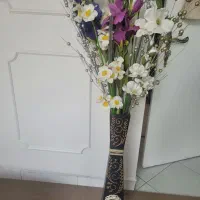 گل و گلدان