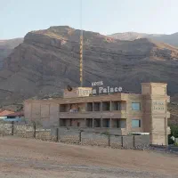 استخدام آشپز فرنگی و فست فود|استخدام خدمات فروشگاه و رستوران|شیراز, قلات|دیوار