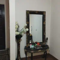 آینه همراه زیرش باگلدون