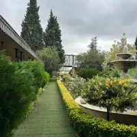 قلیان زن وگارسون