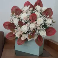 گل آرایی و اجرای دکور مراسمات