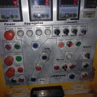 خدمات برق صنعتی آذرخش|خدمات پیشه و مهارت|آبپخش, |دیوار