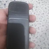 گوشی ساده قدیمی مدل ۱۲۰۰و شارژر و دمبل ۵کیلو|تجهیزات ورزشی|تهران, جوادیه تهرانپارس|دیوار