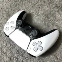 دسته بازی PS5 و PS4