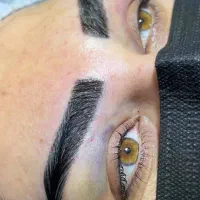 کاشت ابرو طبیعی|خدمات آرایشگری و زیبایی|دره شهر, |دیوار