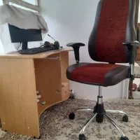 میز کامپیوتر وصندلی جکدار