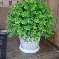 گلدان با برگ مصنوعی