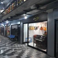تجاری ۱۶ متری/بازار علی سر ۴۵ متری