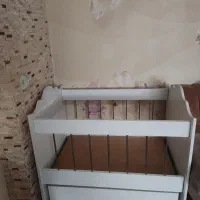 تخت گهواره ای کودک|تخت و صندلی بچه|تهران, آهنگران (سراسیاب دولاب)|دیوار